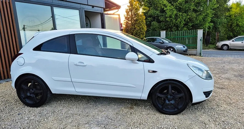 Opel Corsa cena 9999 przebieg: 214000, rok produkcji 2008 z Knyszyn małe 596